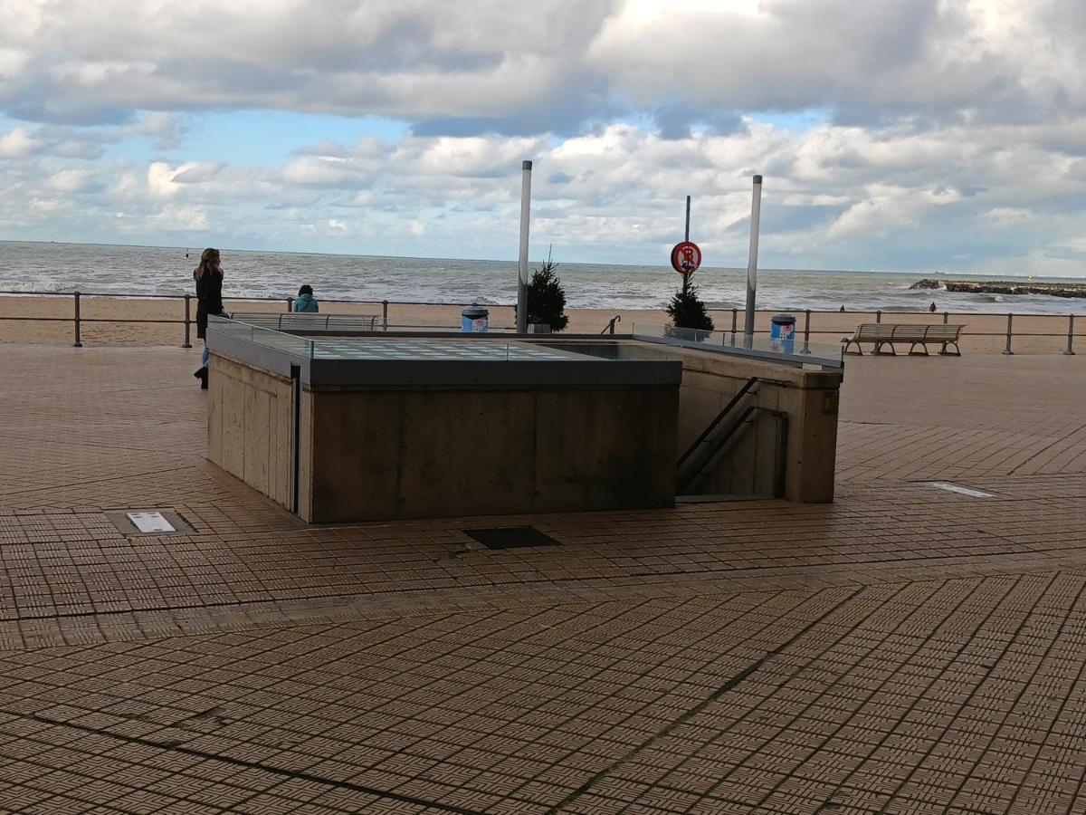Suite Louisa Met Prachtig Zeezicht Oostende Buitenkant foto